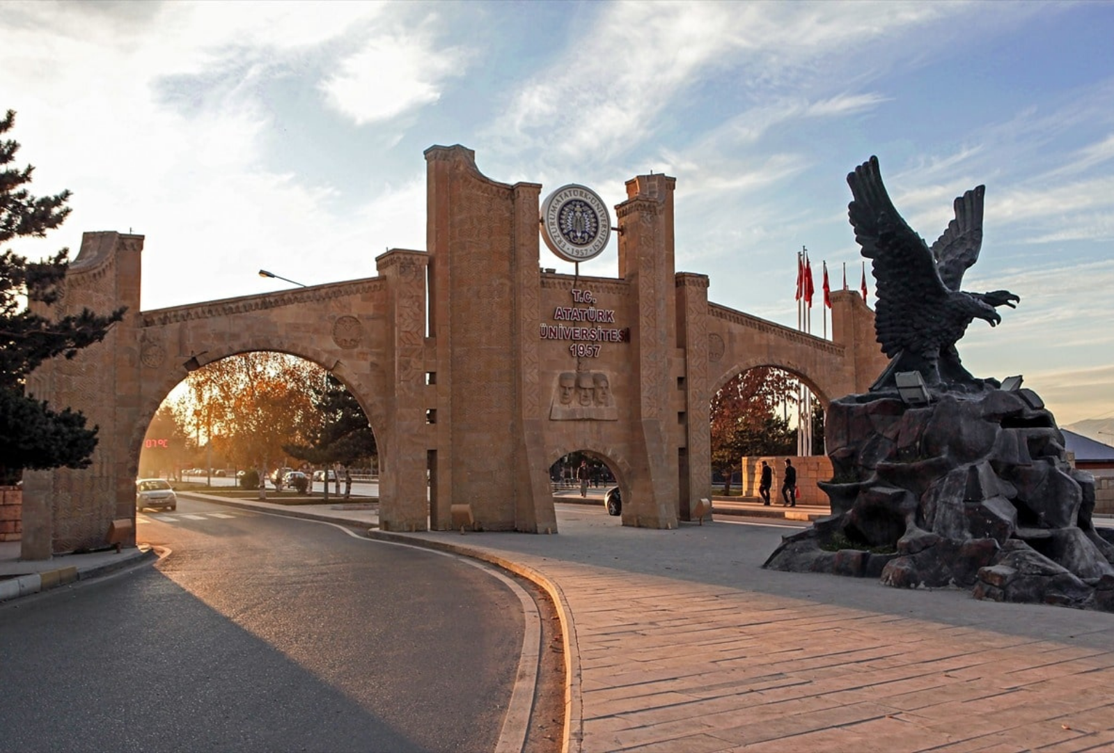 Atatürk Universitetində qiyabi təhsil üçün qeydiyyat başladı